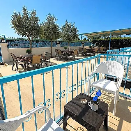 Enjoy Ξενοδοχείο 3*